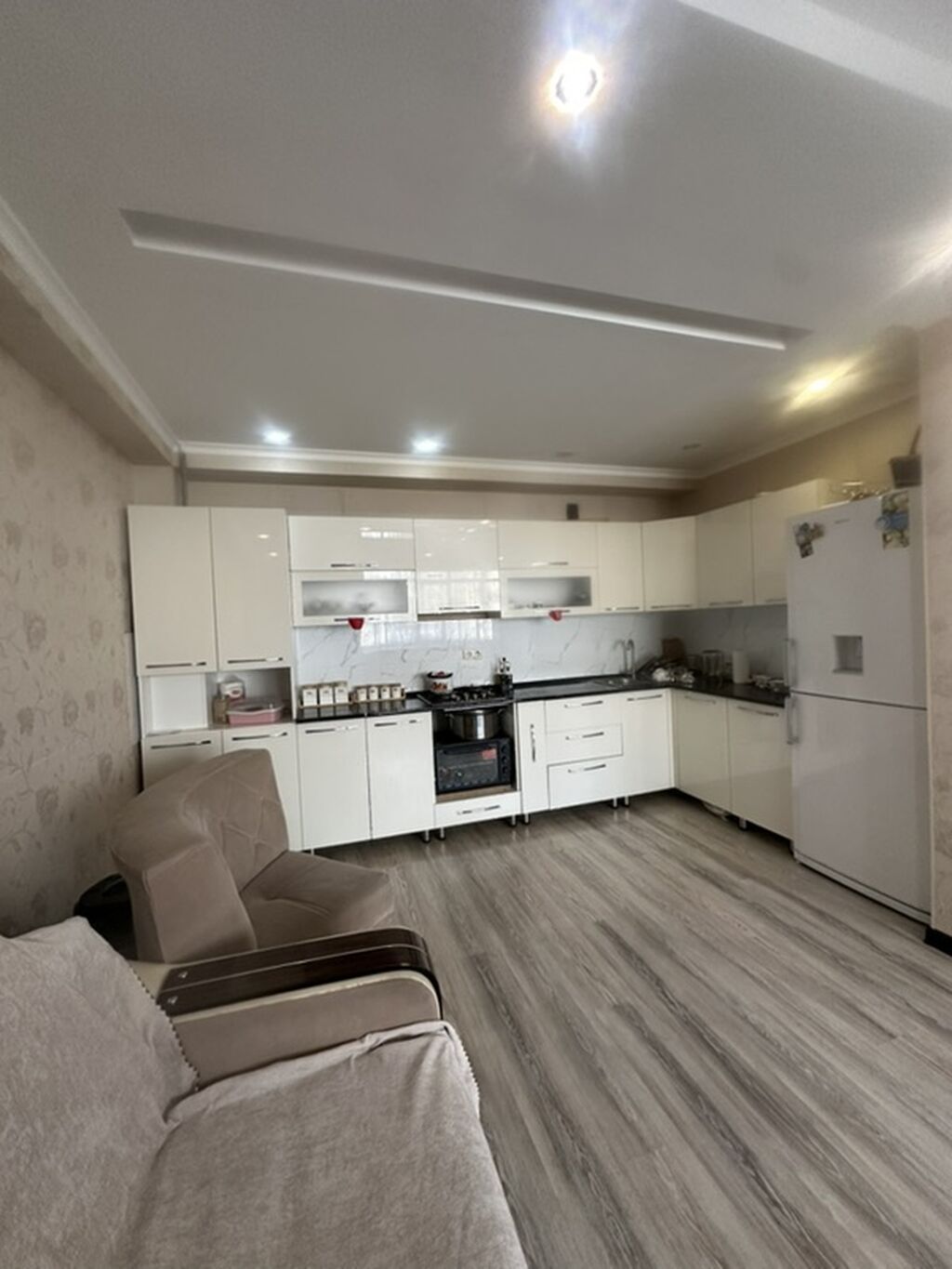 Продаю двухкомнатную квартиру 82 м² в 7 мкр, 7 этаж: фото 6