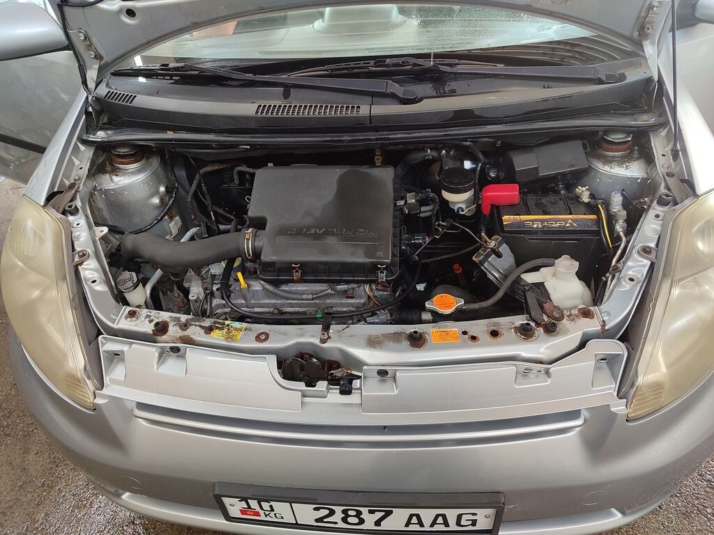 Daihatsu Sirion: 2009 г., 1.3 л, Автомат, Бензин, Хэтчбэк: фото 7