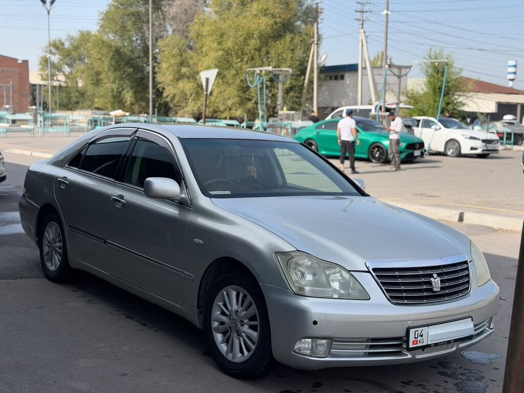 Toyota Crown: 2004 г., 3 л, Автомат, Бензин, Седан: фото 1