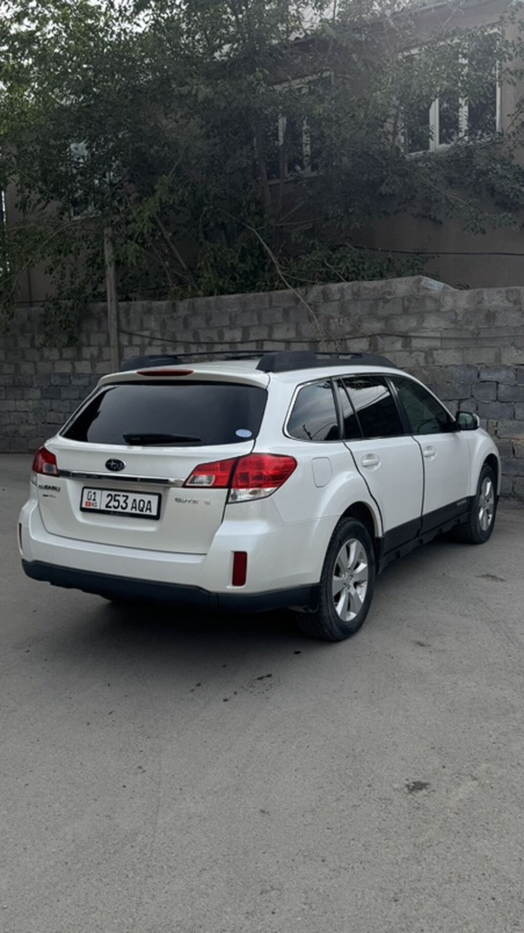 Subaru Outback: 2011 г., 2.5 л, Вариатор, Бензин, Универсал: фото 4