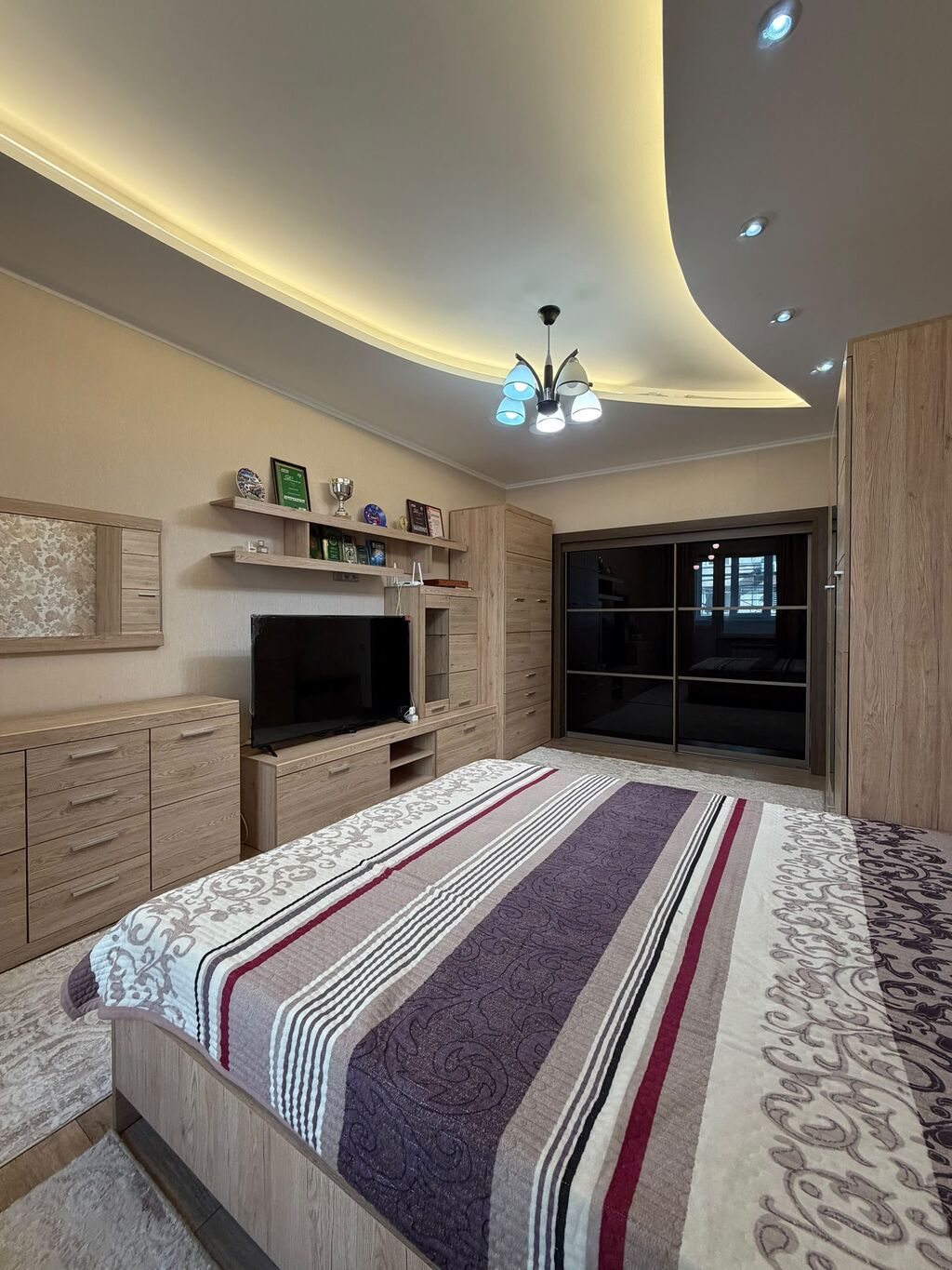3 комнаты, 88 м², 107 серия, 2 этаж, Дизайнерский ремонт: фото 2