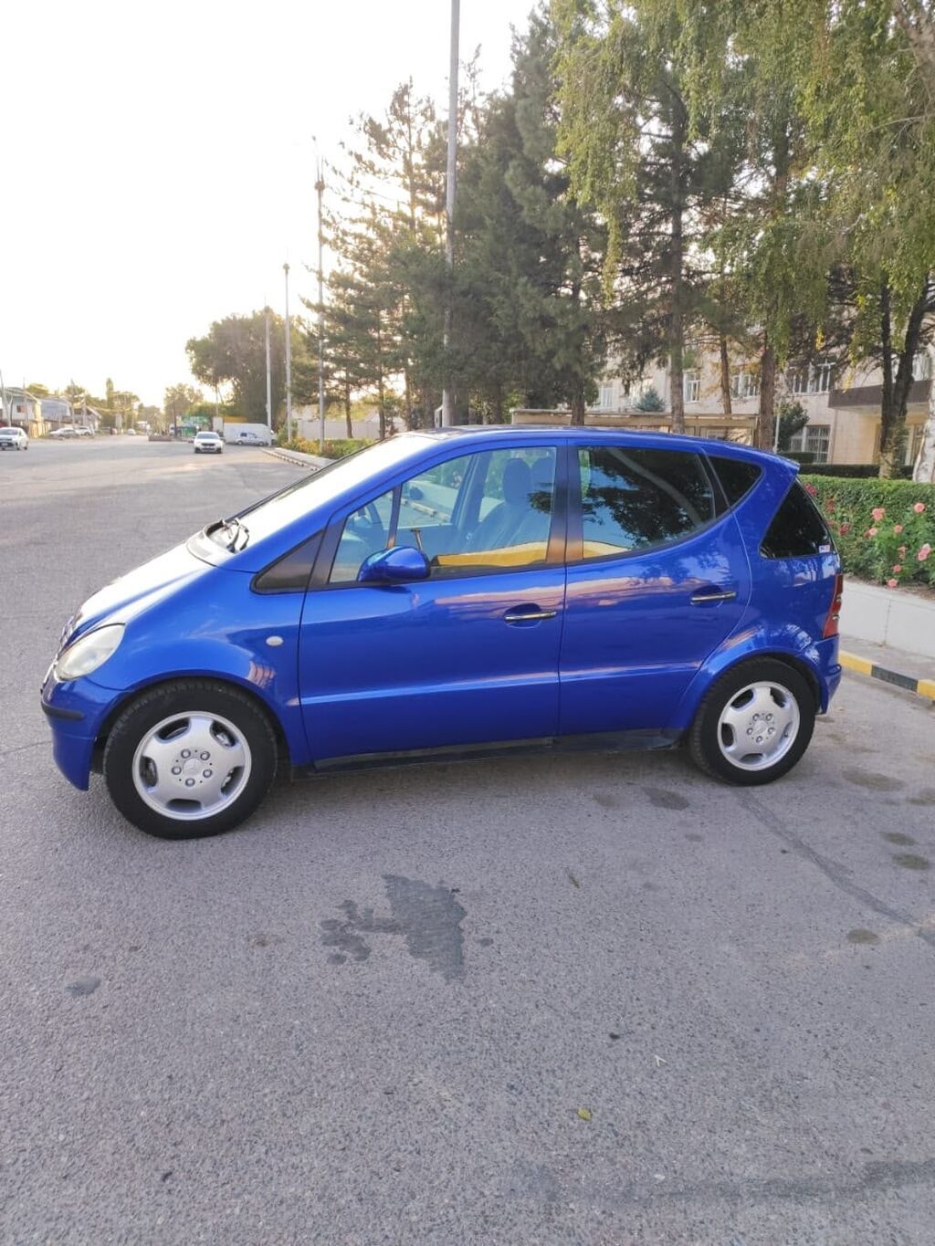 Mercedes-Benz A-Class: 1999 г., 1.6 л, Автомат, Бензин, Хэтчбэк: фото 3