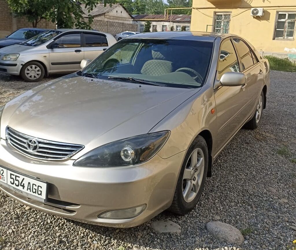Toyota Camry: 2004 г., 2.4 л, Автомат, Бензин, Седан: фото 2