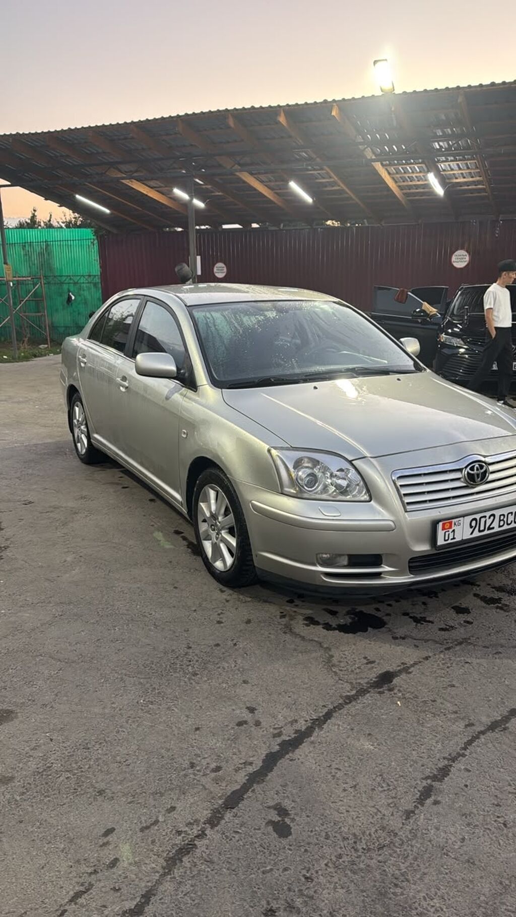 Toyota Avensis: 2006 г., 1.8 л, Механика, Бензин, Седан: фото 1