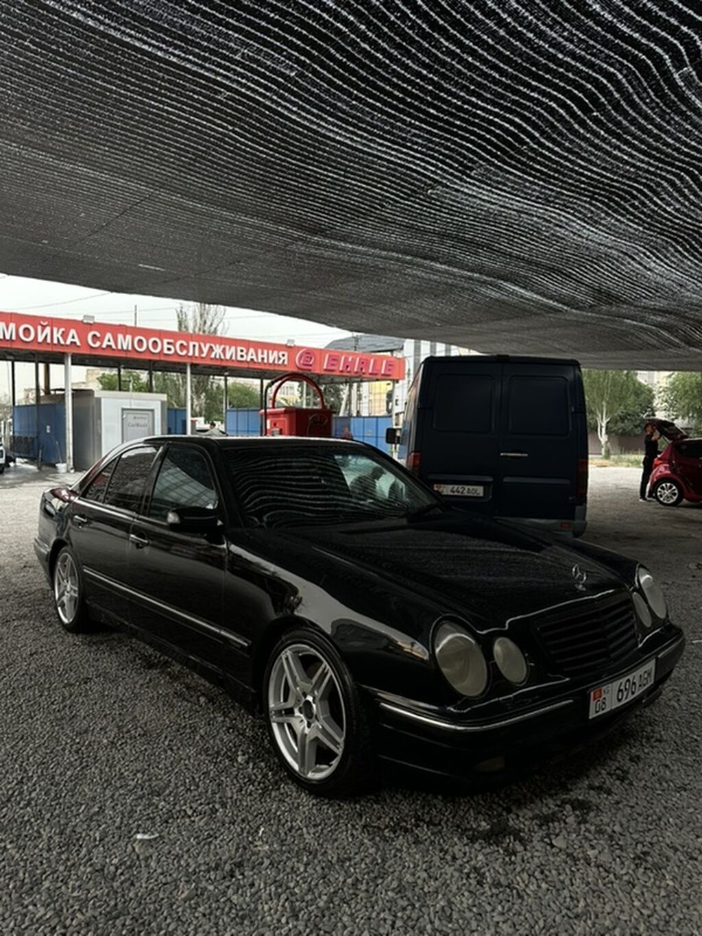 Mercedes-Benz E-Class: 2000 г., 4.3 л, Автомат, Бензин, Седан: фото 4