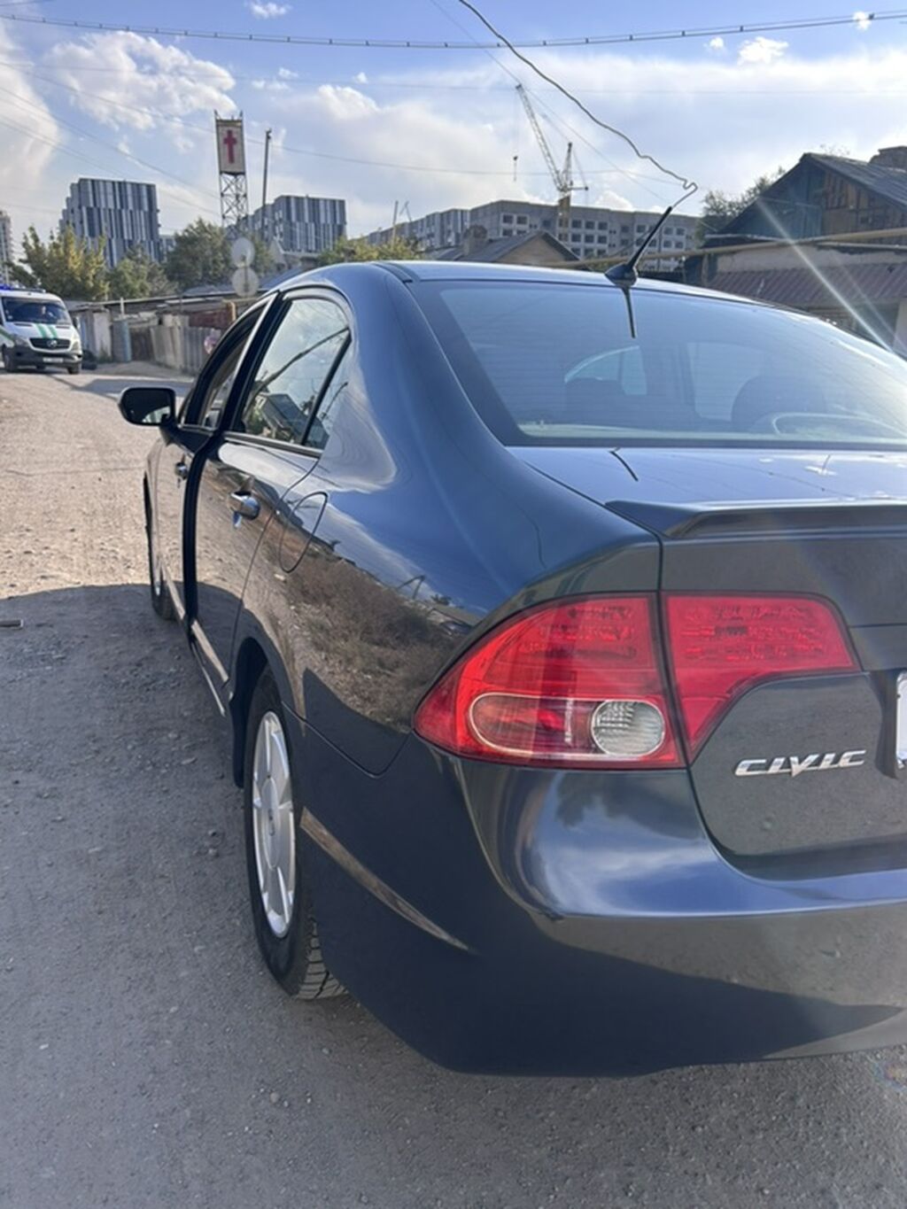 Honda Civic: 2008 г., 1.3 л, Вариатор, Гибрид, Седан: фото 2