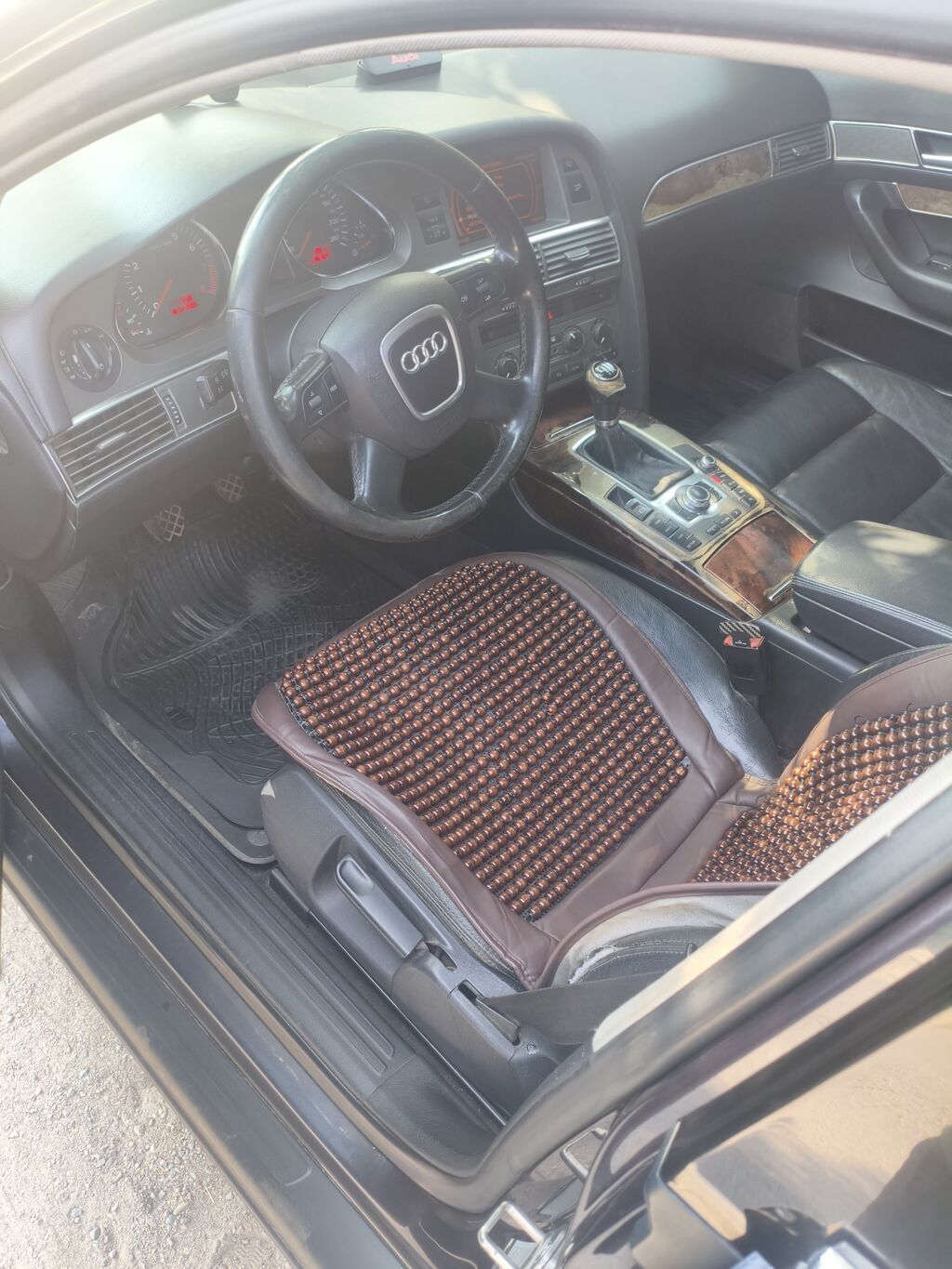 Audi A6: 2004 г., 2.4 л, Механика, Бензин, Седан: фото 8