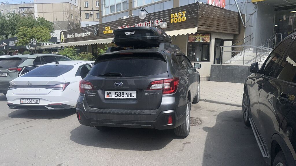 Subaru Outback: 2019 г., 2.5 л, Автомат, Бензин, Универсал: фото 1