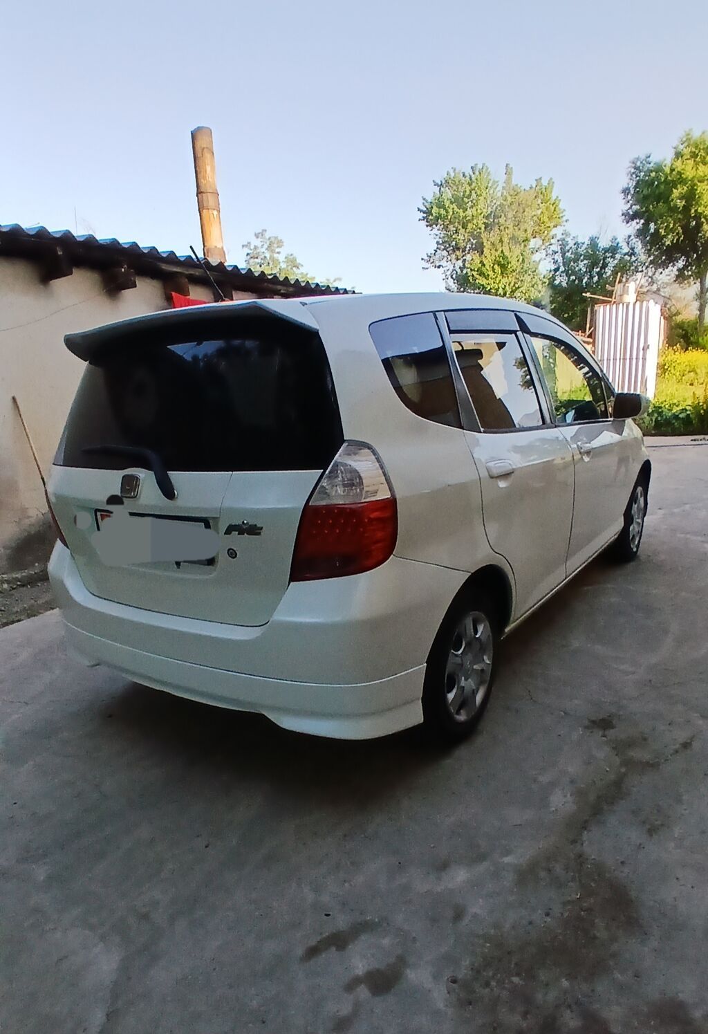 Honda Fit: 2004 г., 1.3 л, Автомат, Бензин, Хэтчбэк: фото 2
