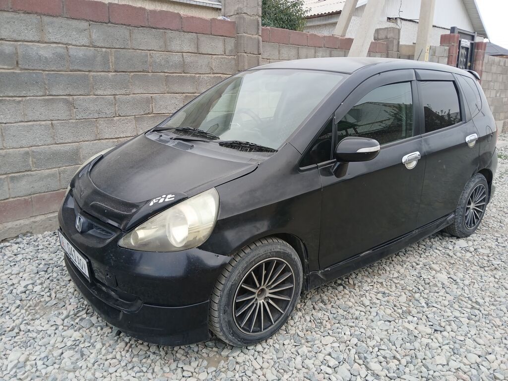 Honda Fit: 2004 г., 1.3 л, Вариатор, Бензин, Хэтчбэк: фото 4
