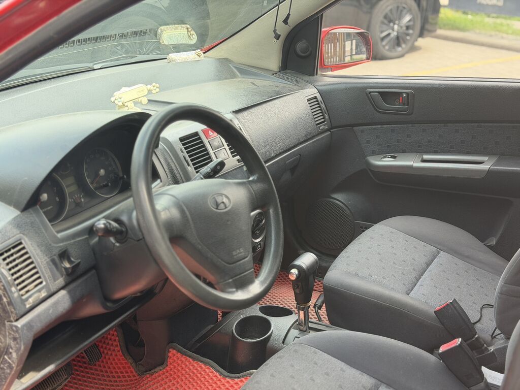 Hyundai Getz: 2003 г., 1.4 л, Автомат, Бензин, Хэтчбэк: фото 3