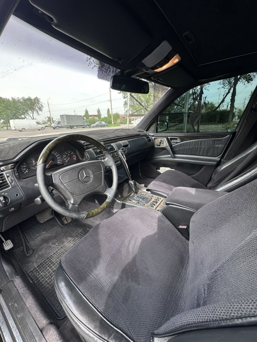 Mercedes-Benz E-Class: 1998 г., 4.3 л, Автомат, Газ, Седан: фото 7