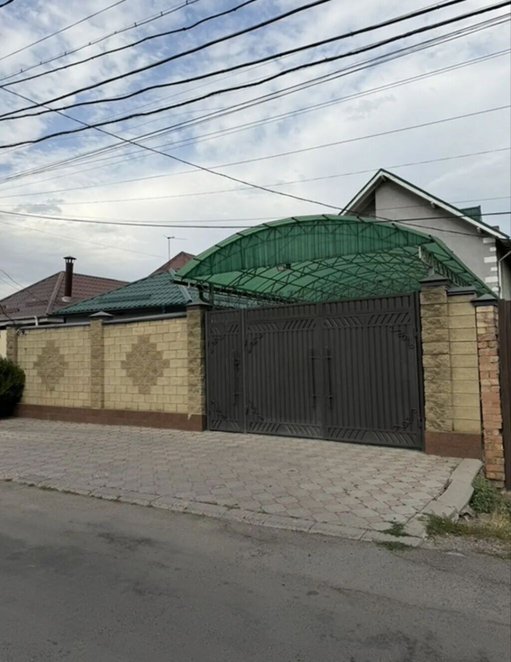 Продаётся 2-этажный дом 290 м² в центре Бишкека: фото 2