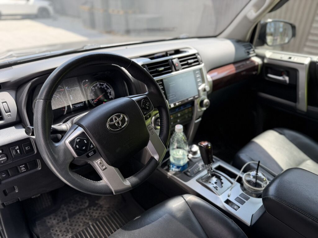Toyota 4Runner: 2020 г., Внедорожник: фото 7
