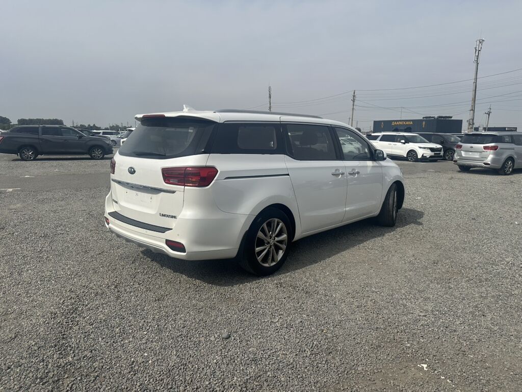 Kia Carnival: 2019 г., 2.2 л, Автомат, Дизель, Минивэн: фото 3