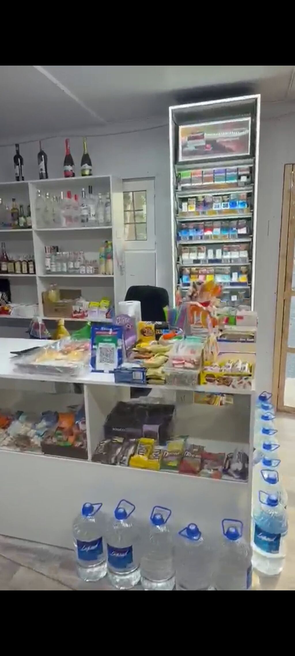 11 мкр Сдается продуктовый павильон Площадь: 45м2 Этаж: 1 — фото 1