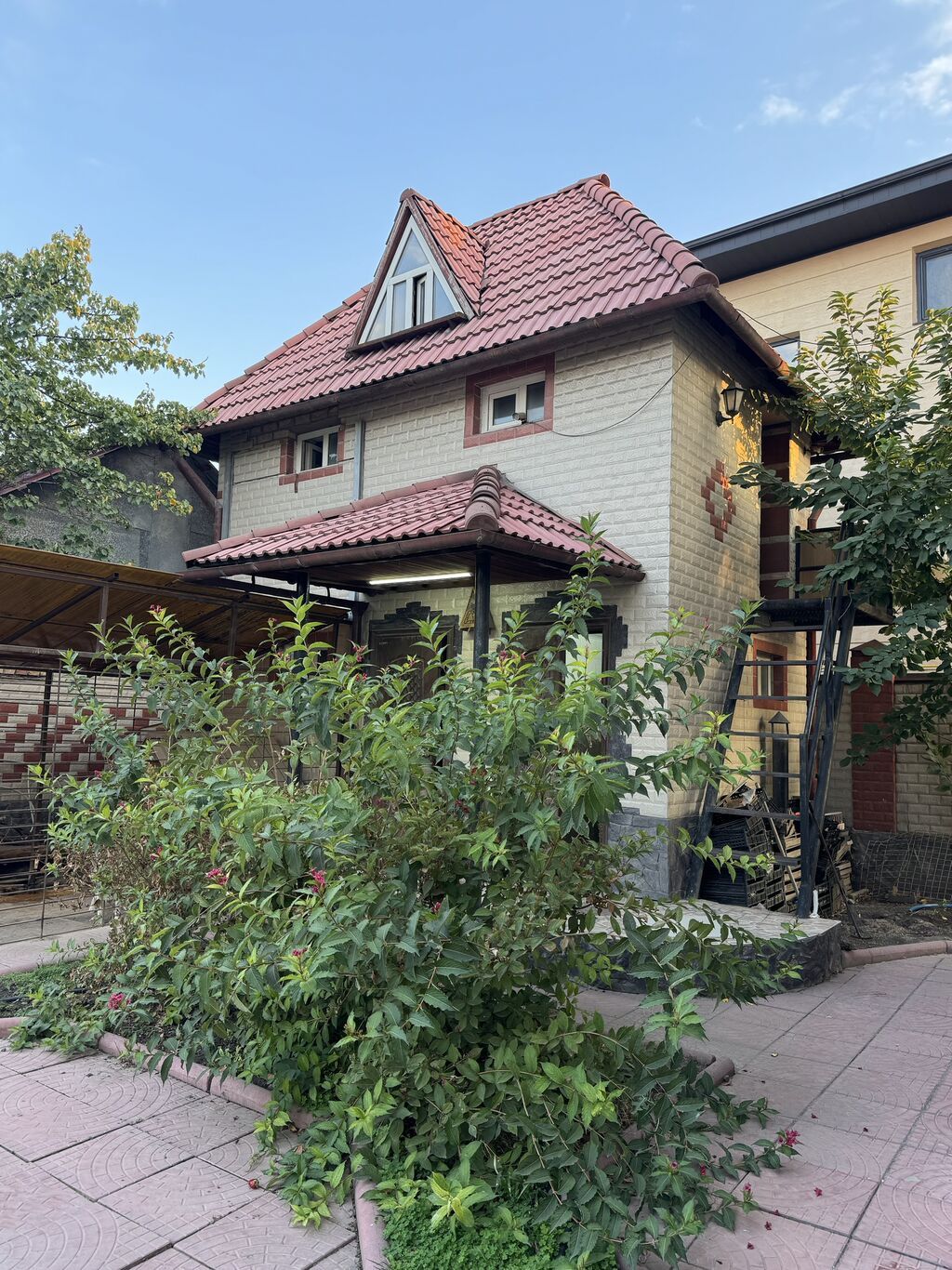 Продам трёхуровневый дом 375 м² на 6 сотках в Бишкеке: фото 6
