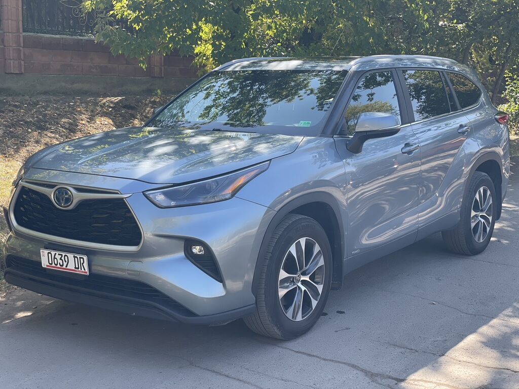 Toyota Highlander: 2023 г., 2.5 л, Автомат, Гибрид, Кроссовер: фото 3