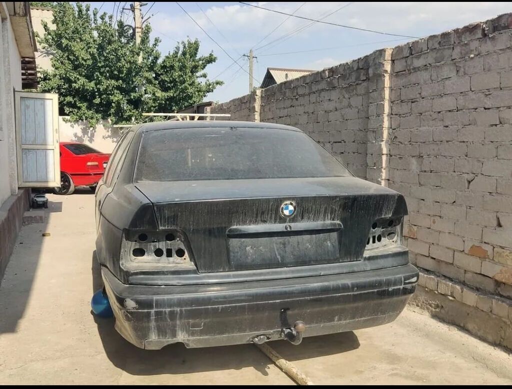 BMW 3 series: 1995 г., 1.6 л, Механика, Бензин, Седан: фото 8