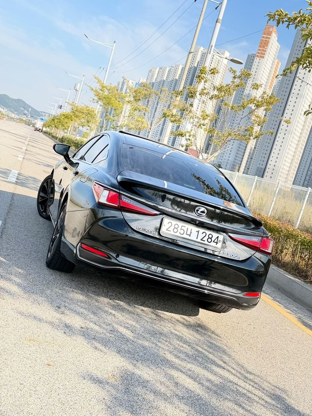 Lexus ES: 2021 г., 2.5 л, Автомат, Гибрид, Седан: фото 5