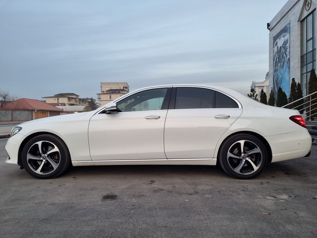 Mercedes-Benz E-Class: 2019 г., Автомат, Бензин, Седан: фото 5