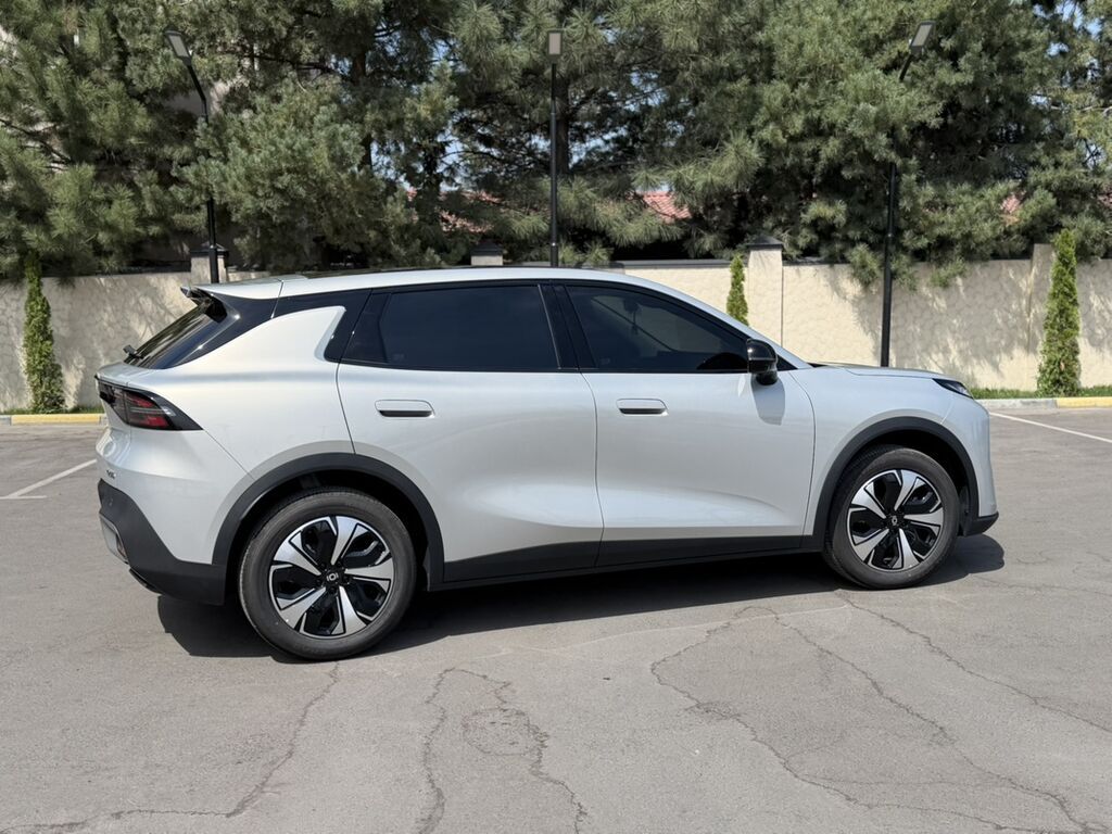Changan Qiyuan Q05: 2026 г., Автомат, Электромобиль, Кроссовер: фото 3