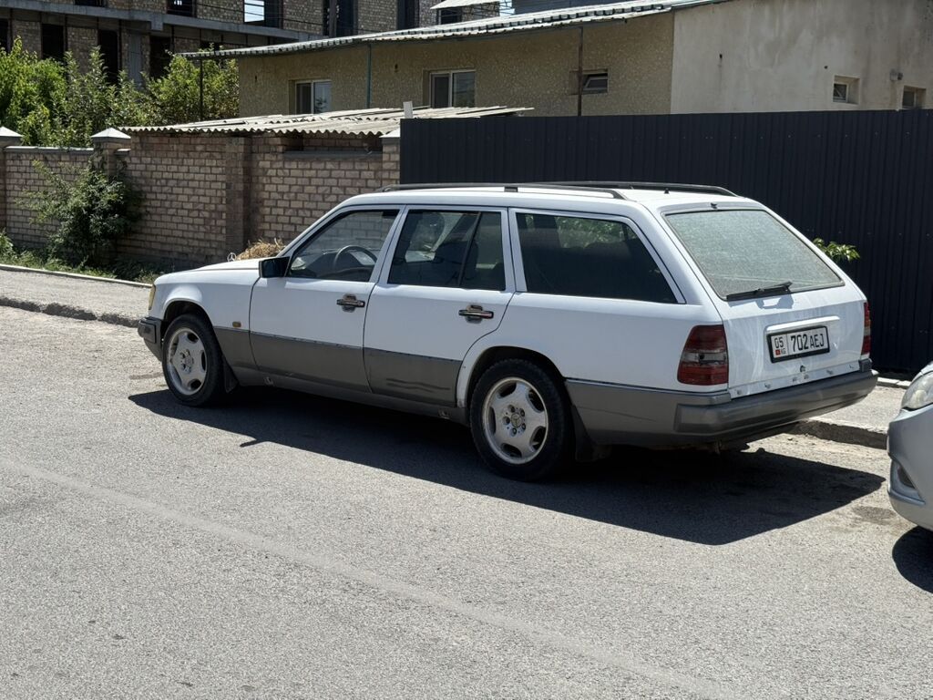 Mercedes-Benz E-Class: 1989 г., 2.5 л, Механика, Дизель, Универсал: фото 6