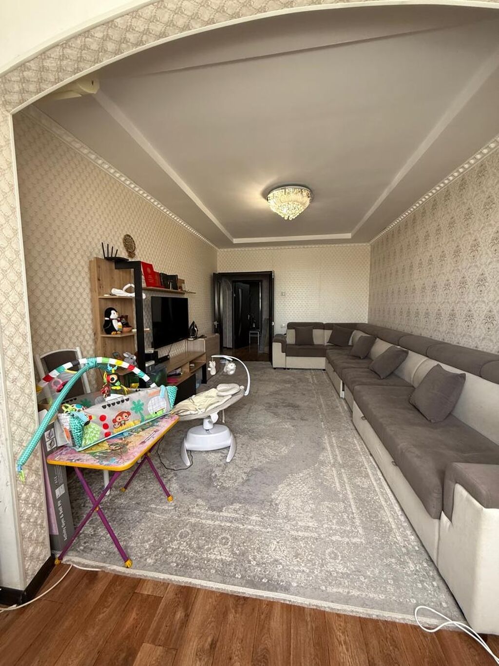 2 комнаты, 67 м², 106 серия улучшенная, 4 этаж, Старый ремонт: фото 5