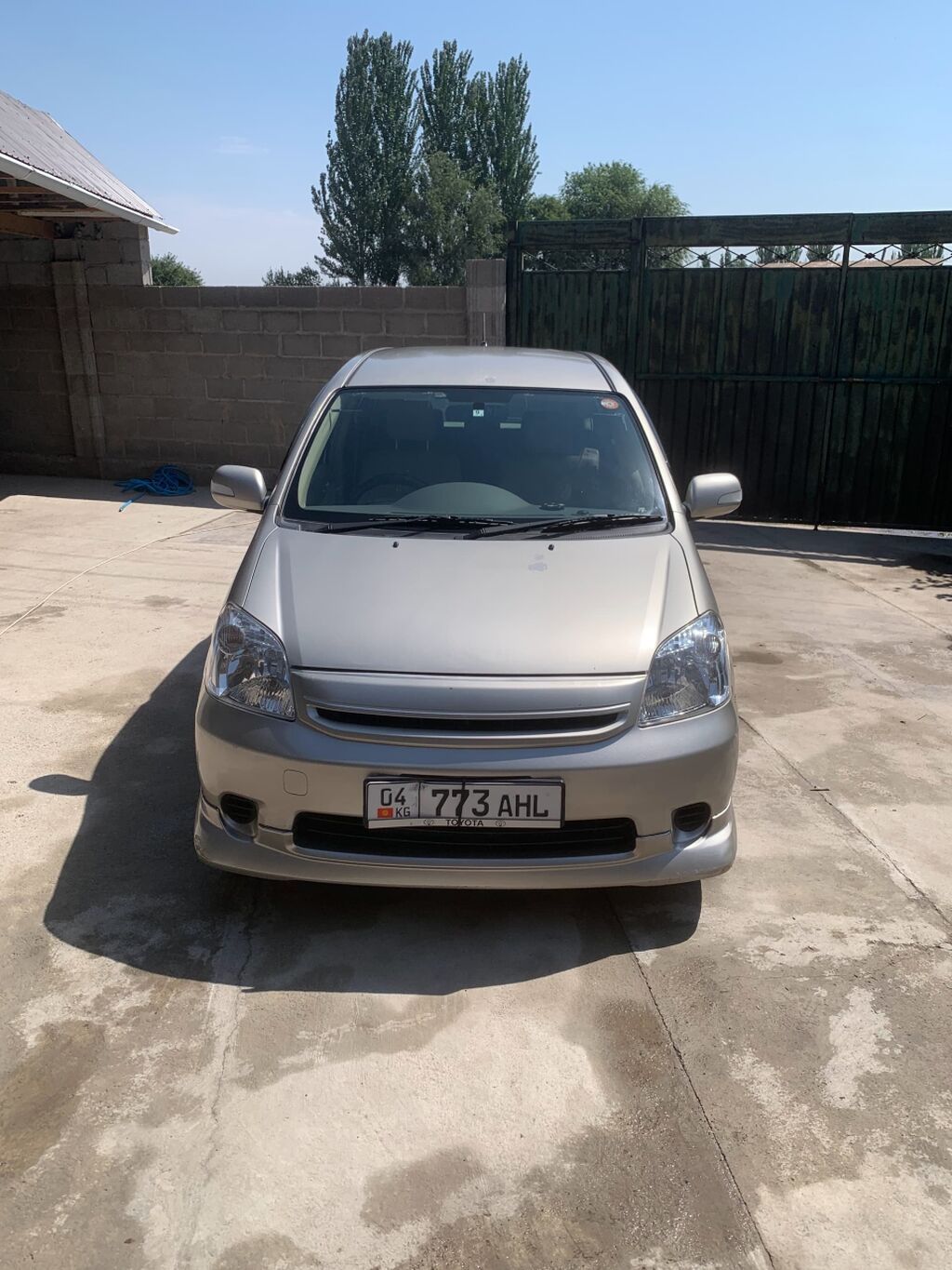 Toyota Raum: 2003 г., 1.5 л, Автомат, Бензин, Минивэн: фото 3