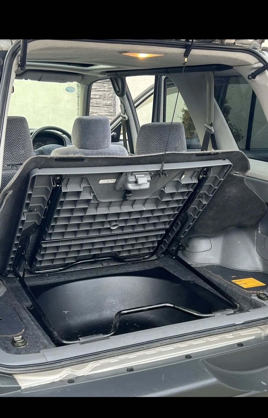 Honda CR-V: 1998 г., 2 л, Автомат, Бензин, Кроссовер: фото 2