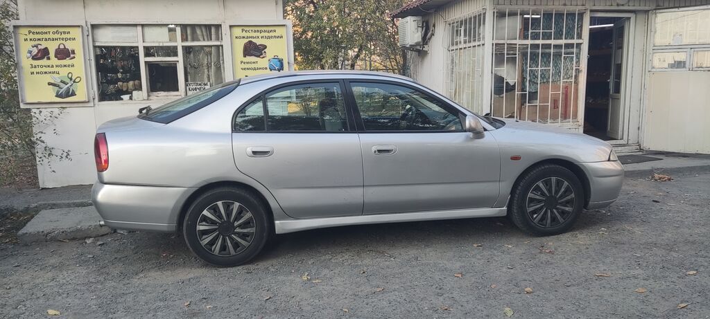 Mitsubishi Galant: 1999 г., 1.6 л, Автомат, Бензин, Седан: фото 6