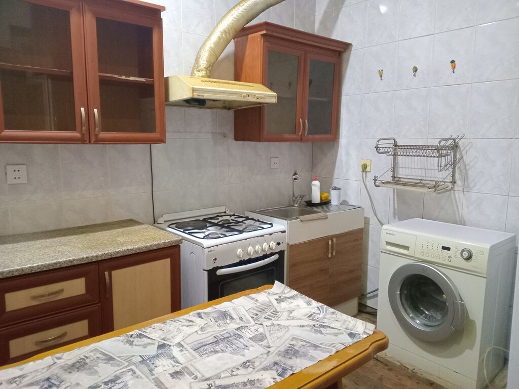 80 kv. m, 3 otaqlı, Qaz, İşıq, Su