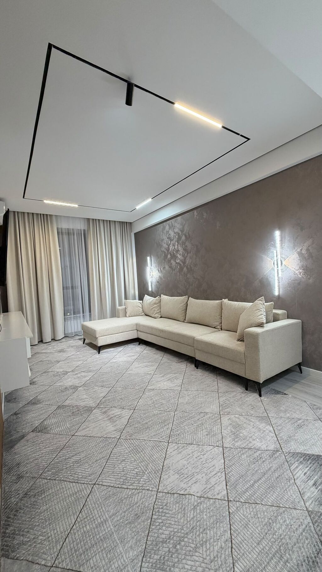 2 комнаты, 82 м², Асанбай мкр Элитка, 3 этаж, Дизайнерский ремонт: фото 1