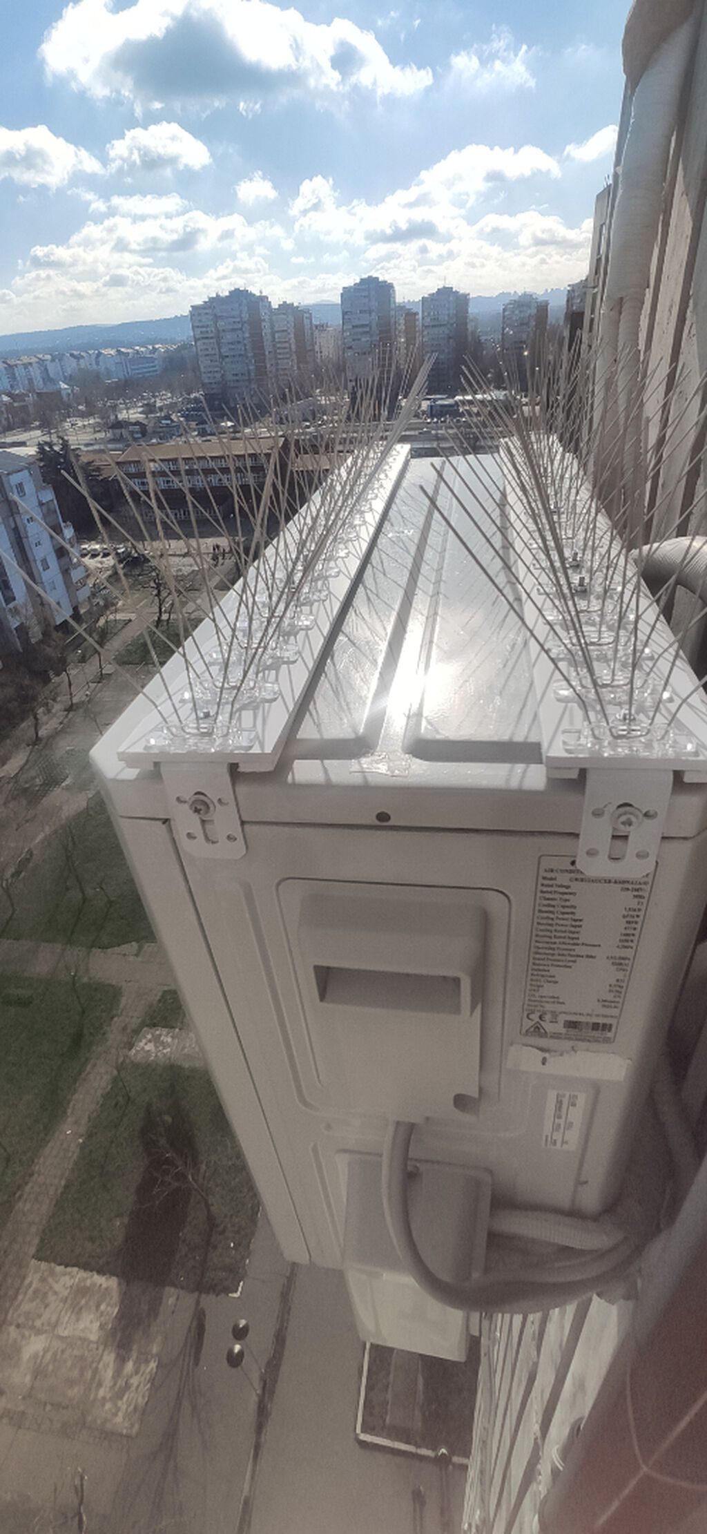 Ostali proizvodi za kuću: Šiljci protiv golubova za spoljnu jedinicu klima uređaja – montaža bez