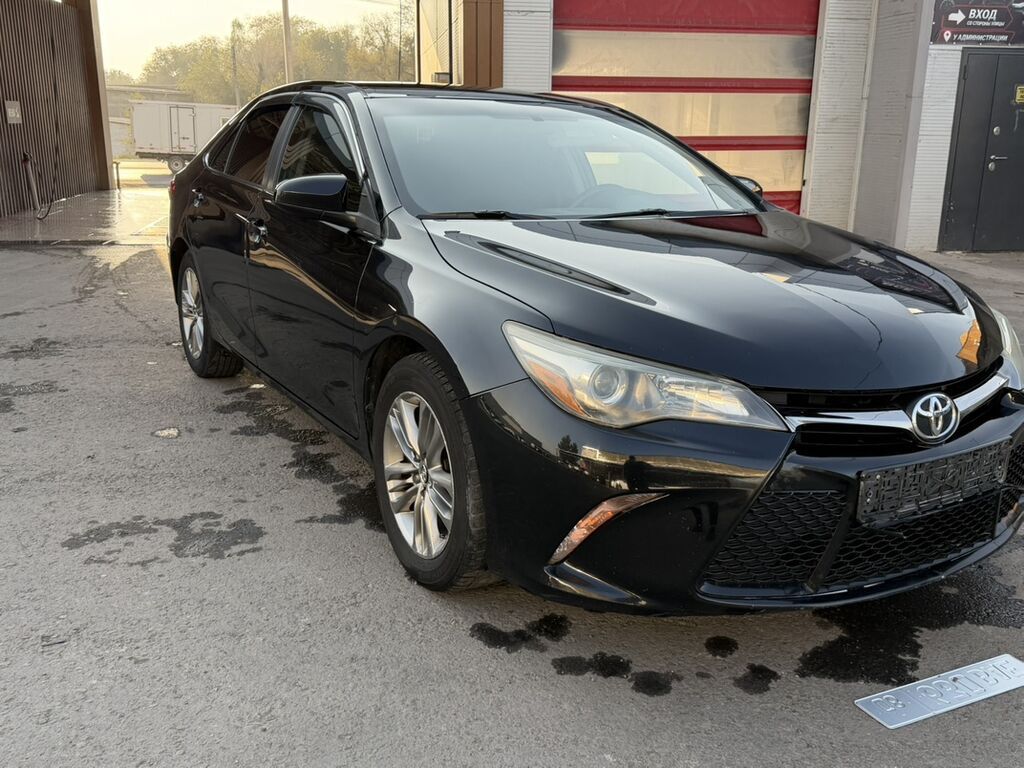 Toyota Camry: 2015 г., 2.5 л, Типтроник, Бензин, Седан: фото 3