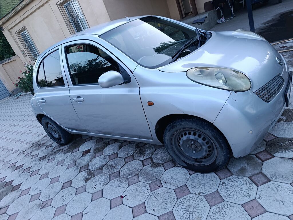 Nissan Micra