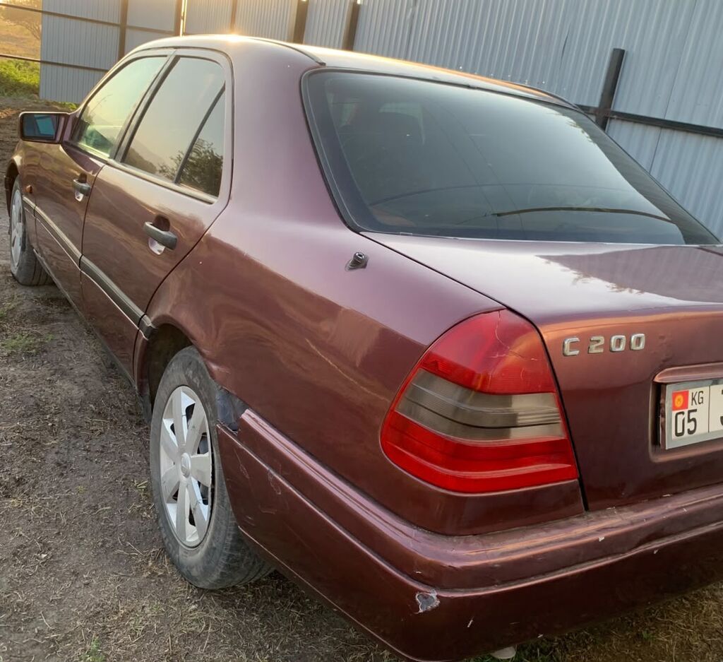 Mercedes-Benz C-Class: 1996 г., 2 л, Автомат, Бензин, Седан: фото 3