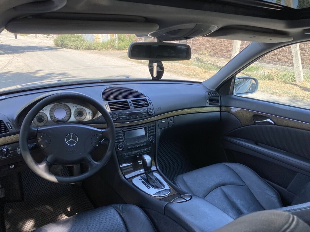 Mercedes-Benz E-Class: 2003 г., 3.2 л, Автомат, Бензин, Седан: фото 8