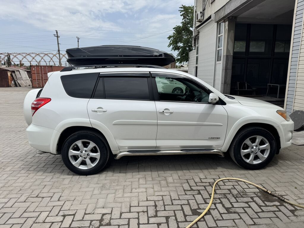 Toyota RAV4: 2012 г., 3.5 л, Автомат, Бензин, Кроссовер: фото 3
