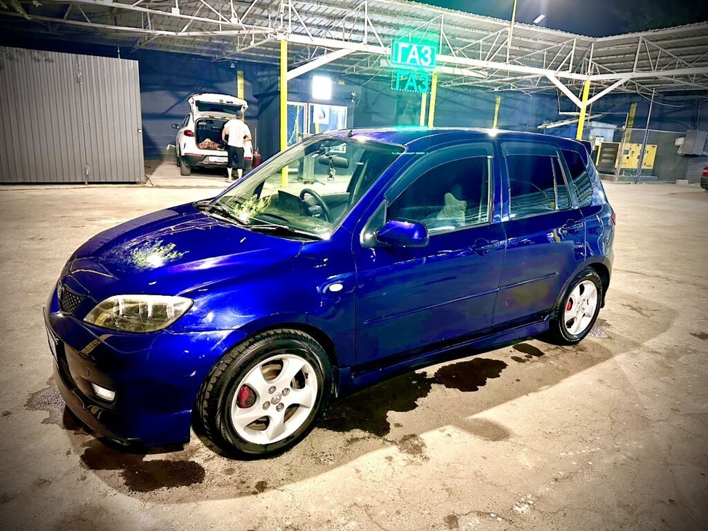 Mazda Demio: 2004 г., 1.5 л, Автомат, Бензин, Хэтчбэк: фото 4