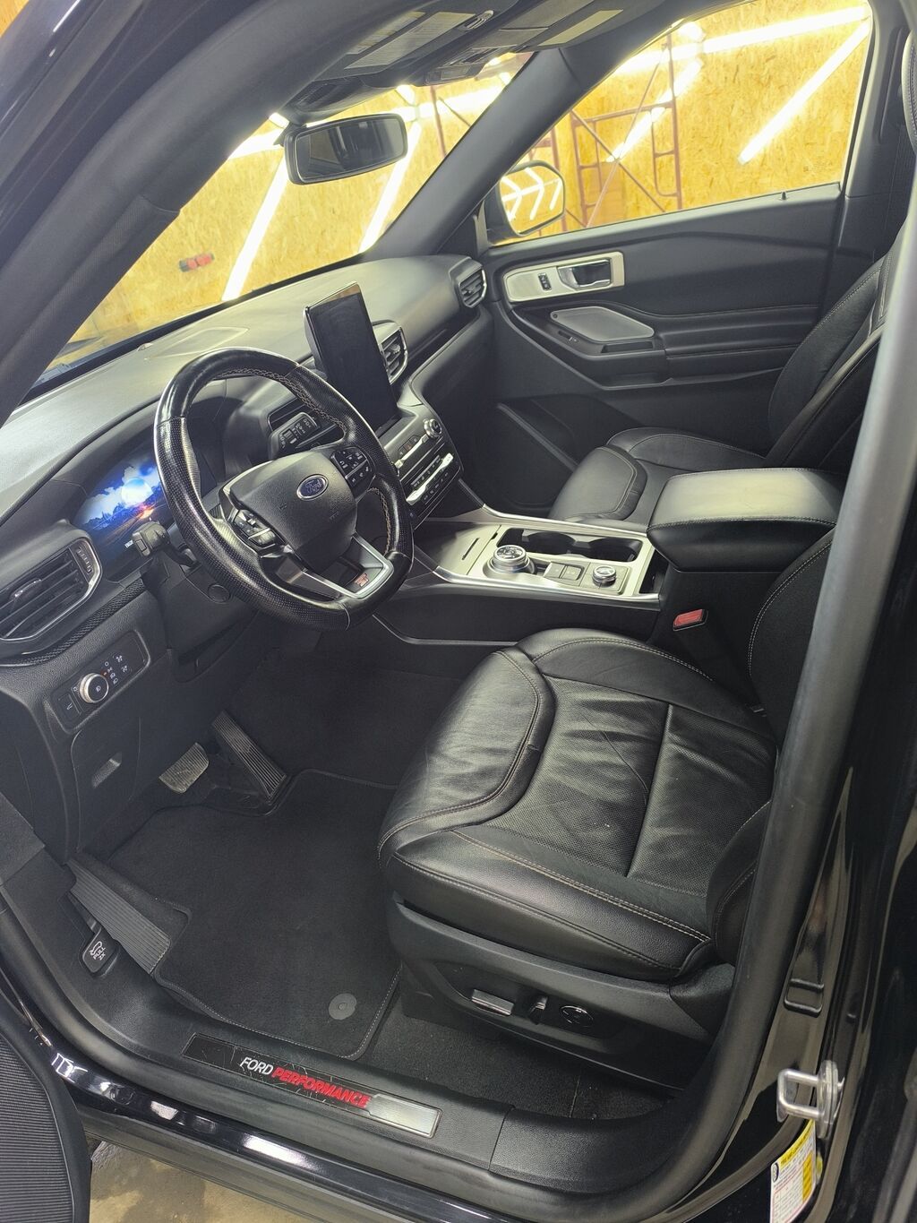 Ford Explorer: 2020 г., 3 л, Автомат, Бензин, Кроссовер: фото 4