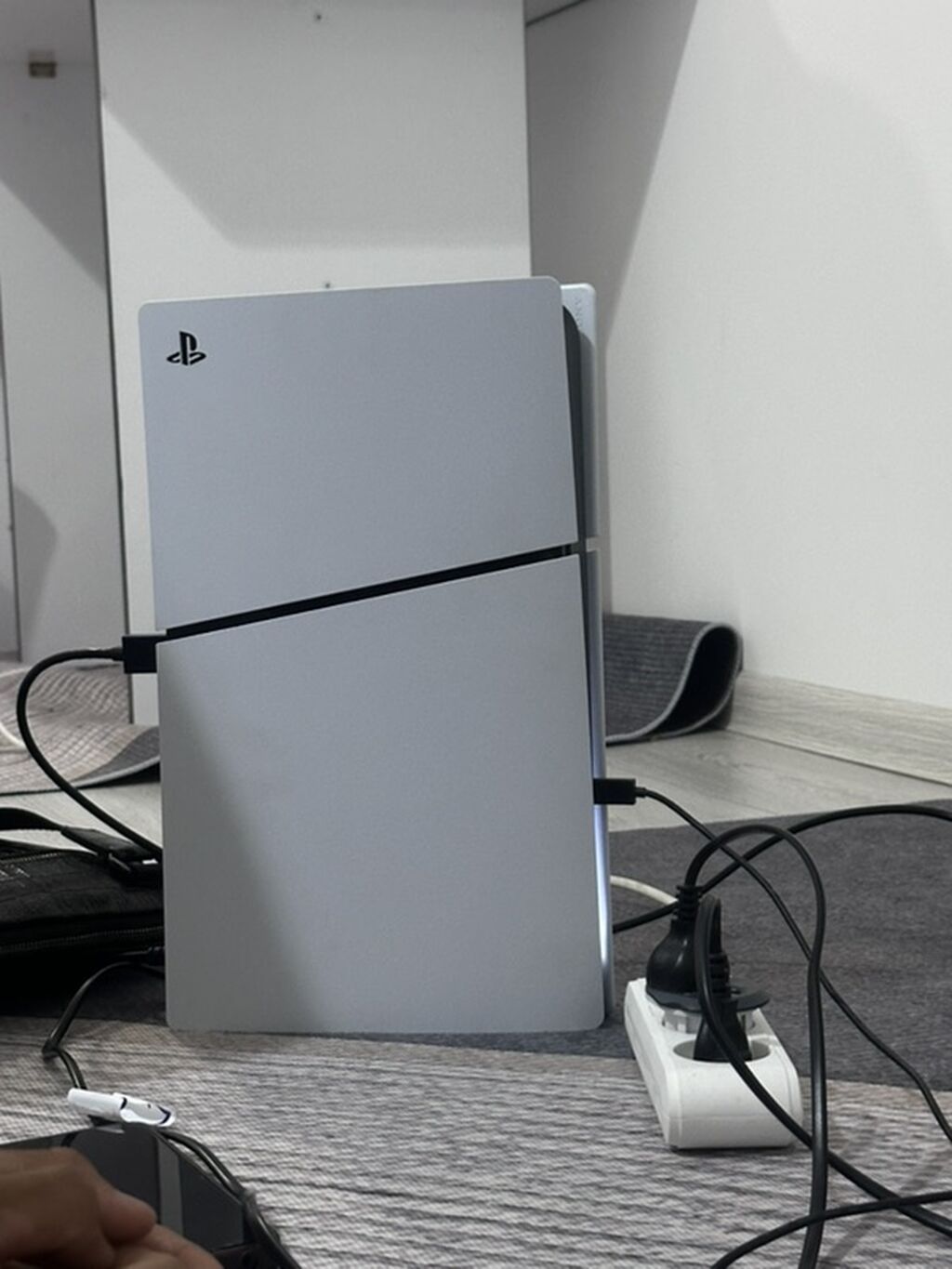 Игровая консоль Sony PlayStation 5 (PS5) - Версия с накопителем 1 ТБ: фото 2