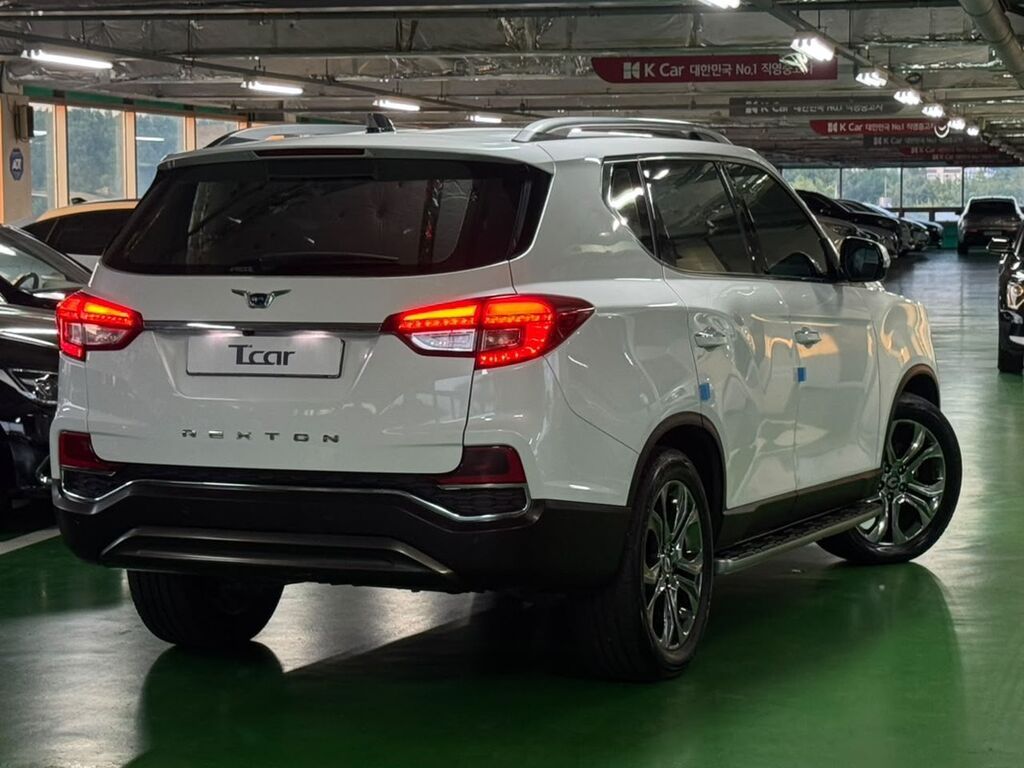 Ssangyong Rexton: 2020 г., Внедорожник: фото 2