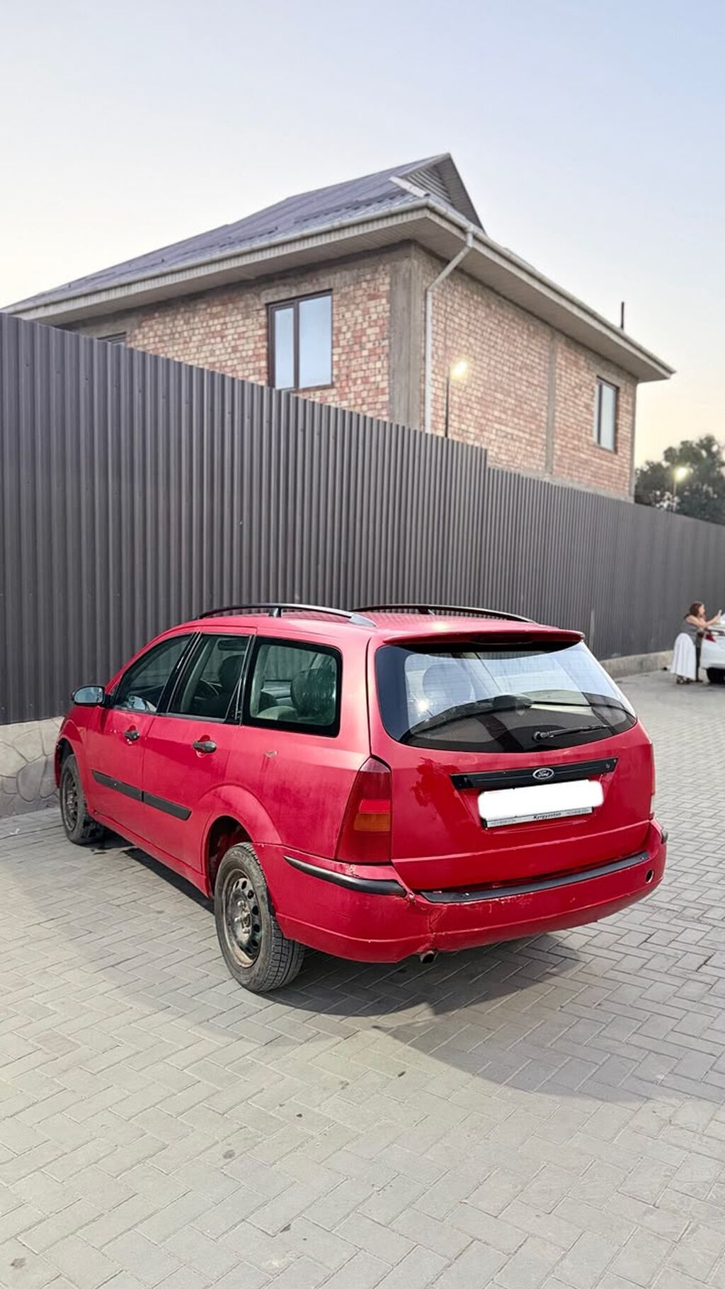 Ford Focus: 2001 г., 1.6 л, Автомат, Бензин, Универсал: фото 5