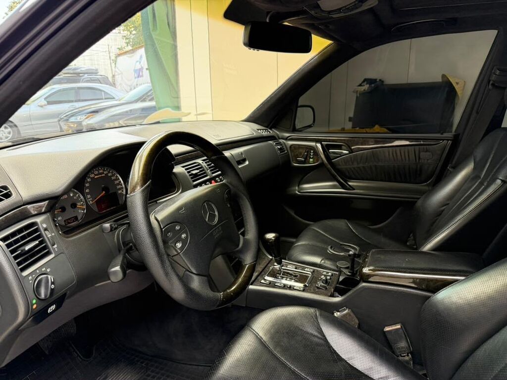 Mercedes-Benz E-Class: 2000 г., 4.3 л, Автомат, Седан: фото 8