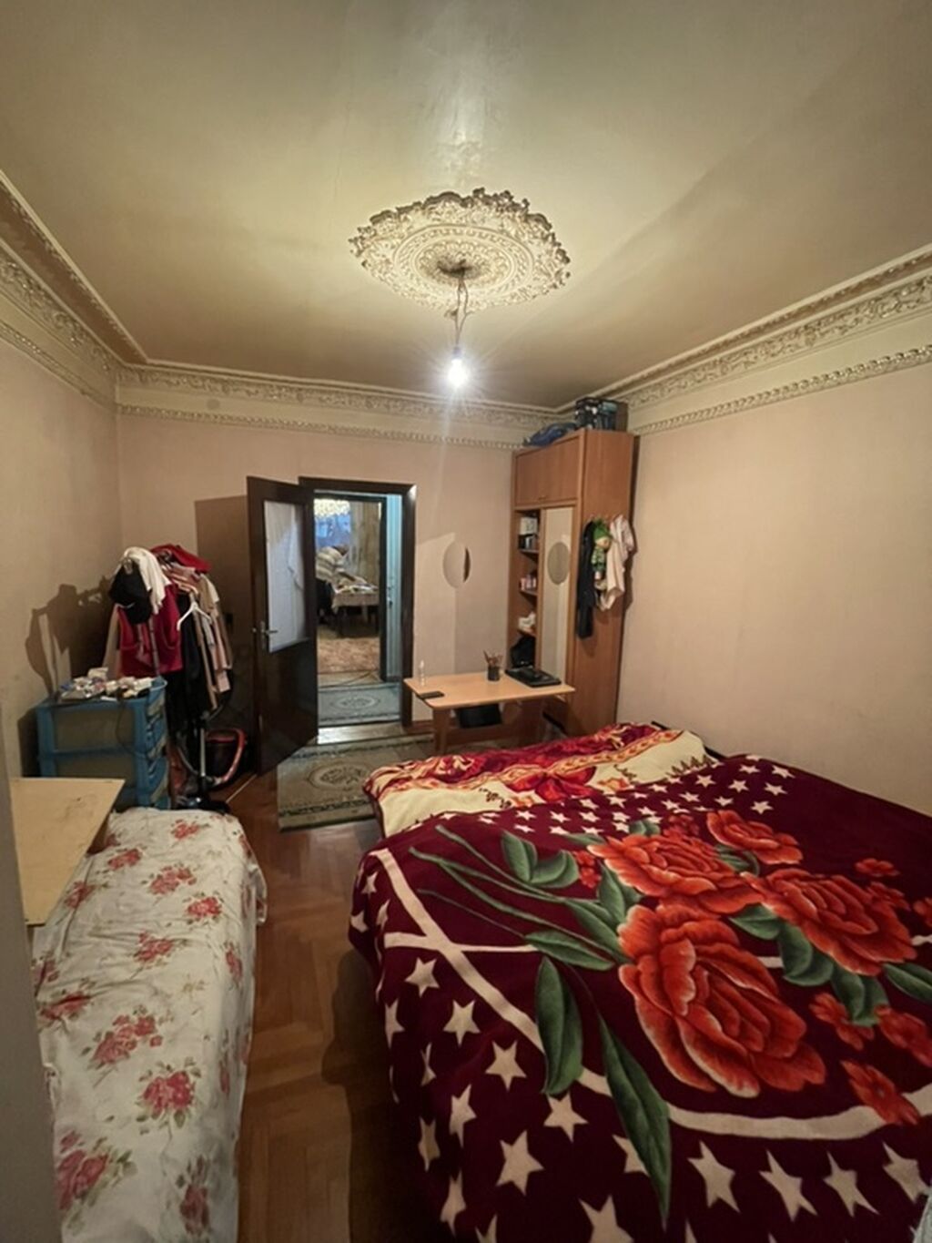 Bakı, 8-ci kilometr, 3 otaqlı, Köhnə tikili, m. Xalqlar Dostluğu, 100 kv. m