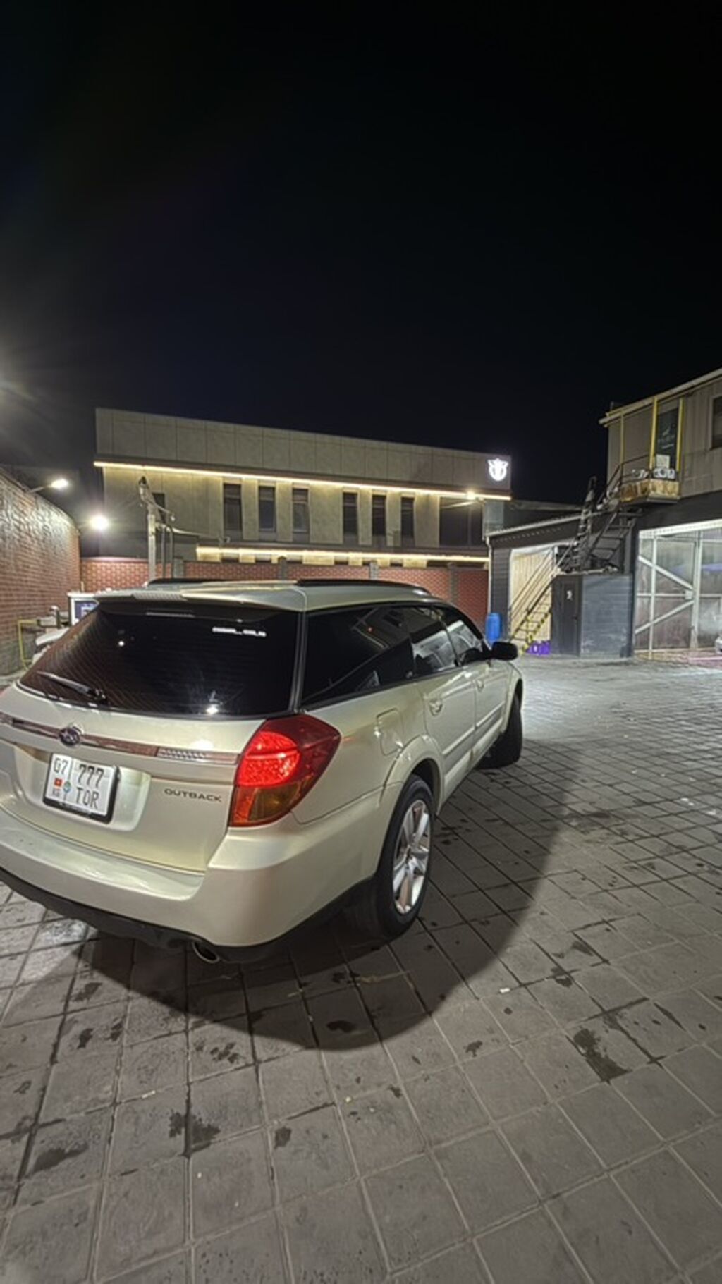 Subaru Outback: 2003 г., 3 л, Автомат, Газ, Универсал: фото 4