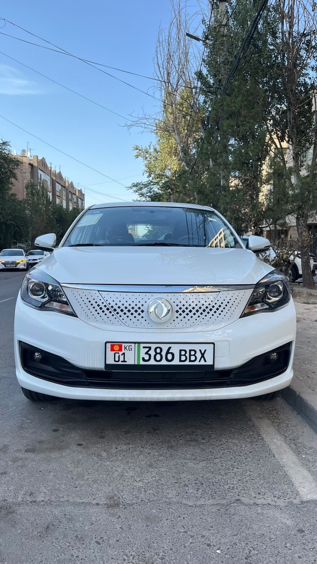 Dongfeng : 2025 г., Робот, Электромобиль, Седан: фото 2