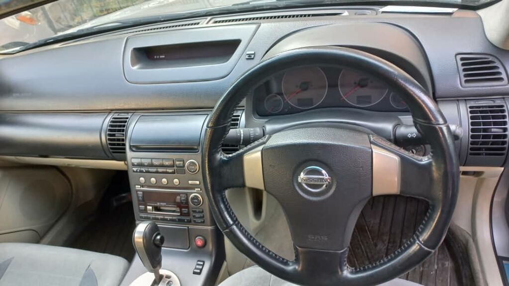 Nissan Skyline: 2002 г., 2.5 л, Автомат, Бензин, Седан: фото 7
