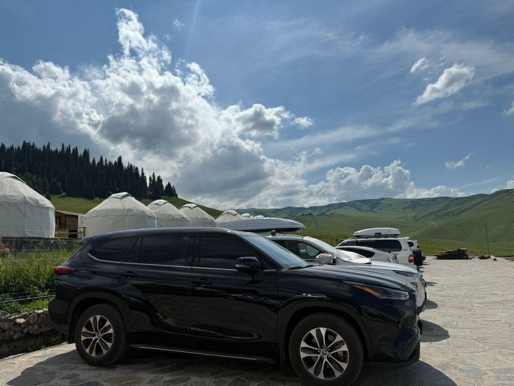Продается Toyota Highlander, 2021 г., 3.5 л, автомат, Бишкек: фото 2